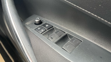 Toyota Corolla 1.8 VVT-i Hybrid Icon Tech 5dr CVT Hybrid Estate